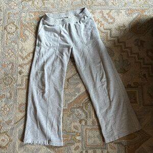 Aerie House Party Skater Wide Leg Sweatpants size Medium Gray